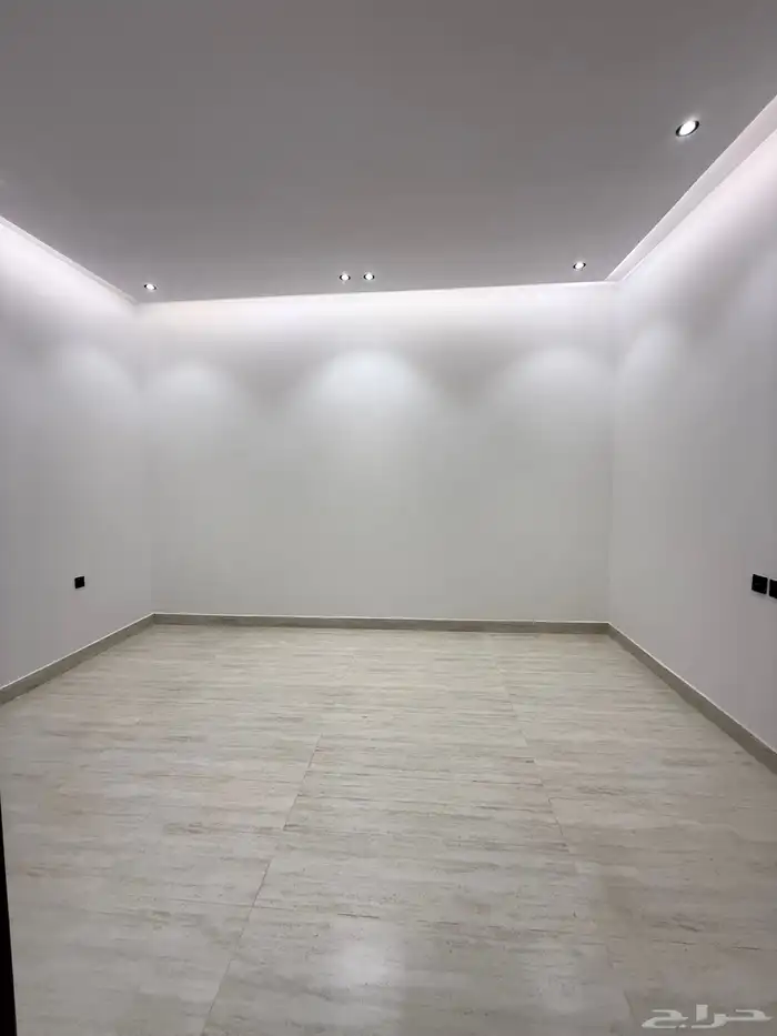 دور أرضي  دور علوي 8