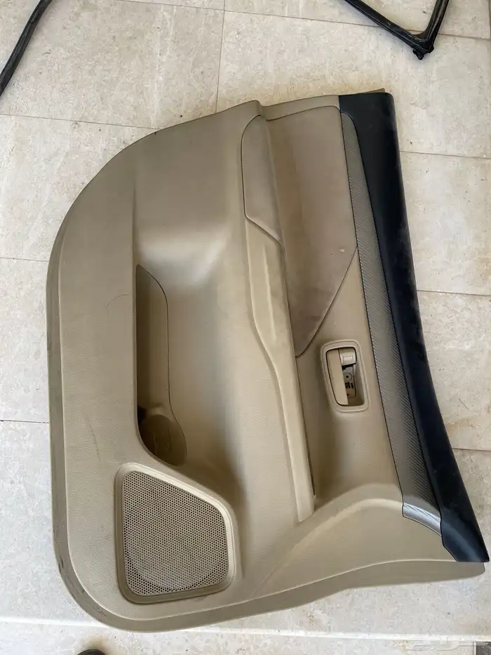 ديكورات ابواب ميتسوبيشي اوتلاندر 2020 21