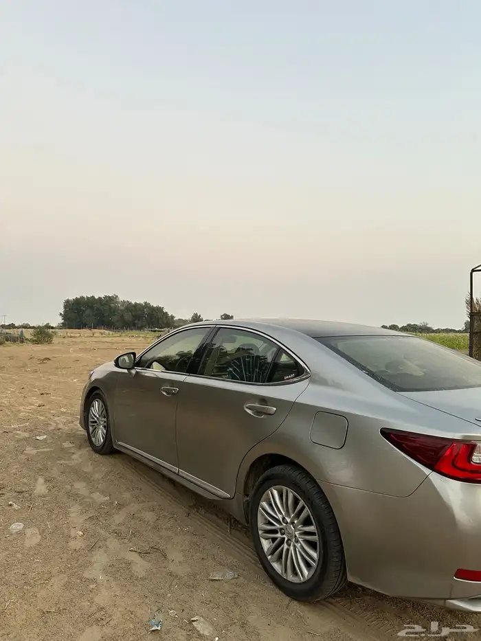 لكزس 350 فل كامل ممشى 451000وقابل تواصل واتس 2