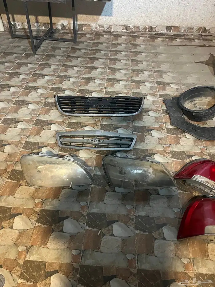 قطع غيار (كابرس -مرسيدس شبح- جيب ربع ) عدة شاحنات وجحوش . 4