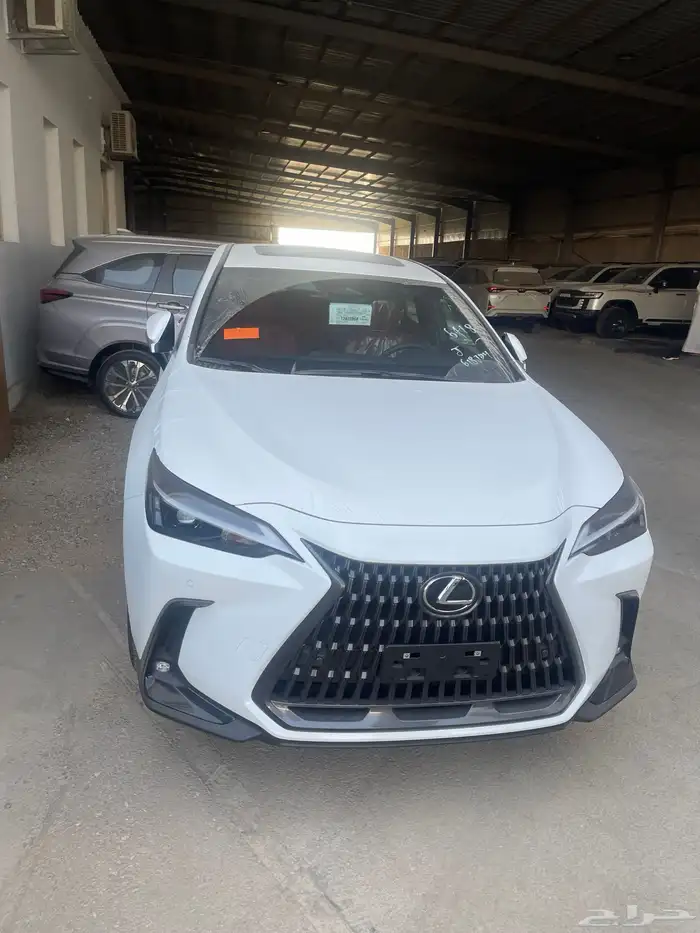 لكزس NX350 AA2025 19