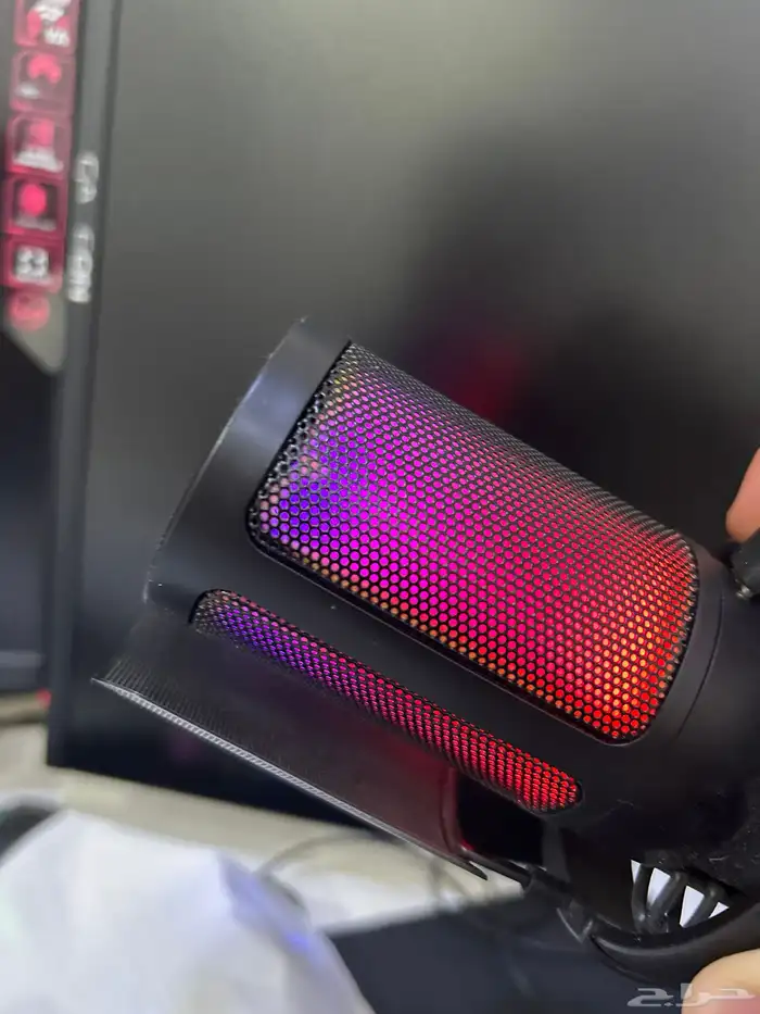 مايك مع ستاند 2