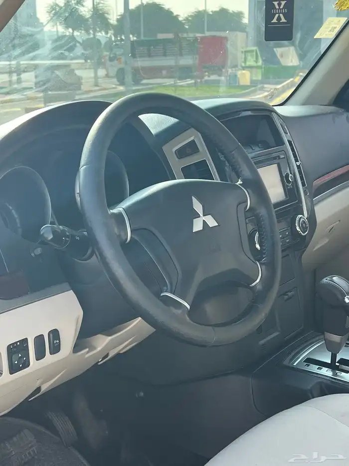 ميتسوبيشي باجيرو 2016 12