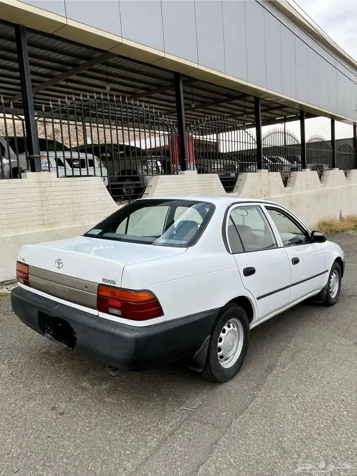 كورولا 1995 مخزنة 4