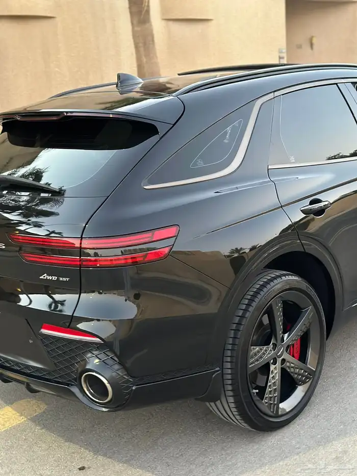 جنسس GV70 فل كامل 6 سلندر ماشي 59 الف بحاله الوكاله 40