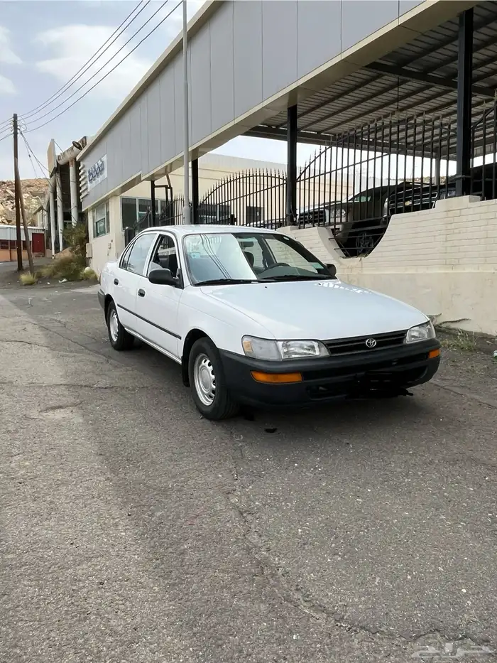 كورولا 1995 مخزنة 1