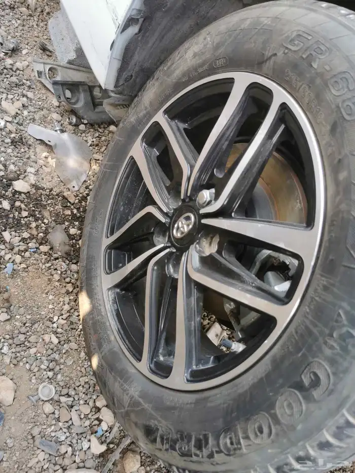 قطع غيار كامري 2023 4