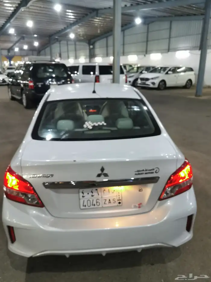 ميتسوبيشي اتراج 2021 بحاله جيده للبيع 5