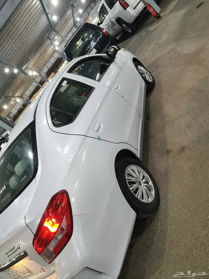 ميتسوبيشي اتراج 2021 بحاله جيده للبيع 4