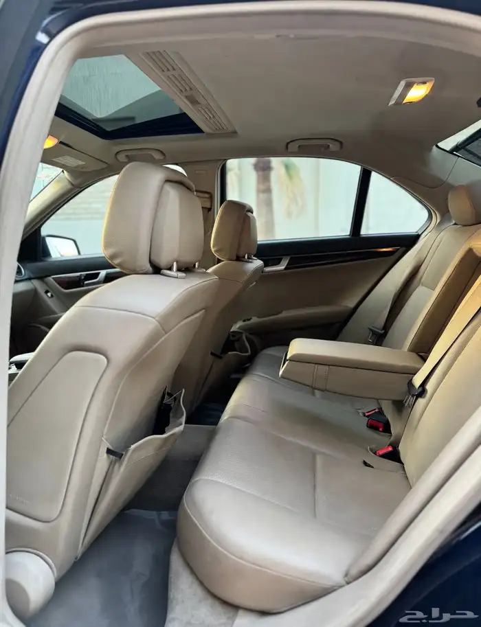 للبيع مرسيدس c200 2012 ممشى قلييل 14