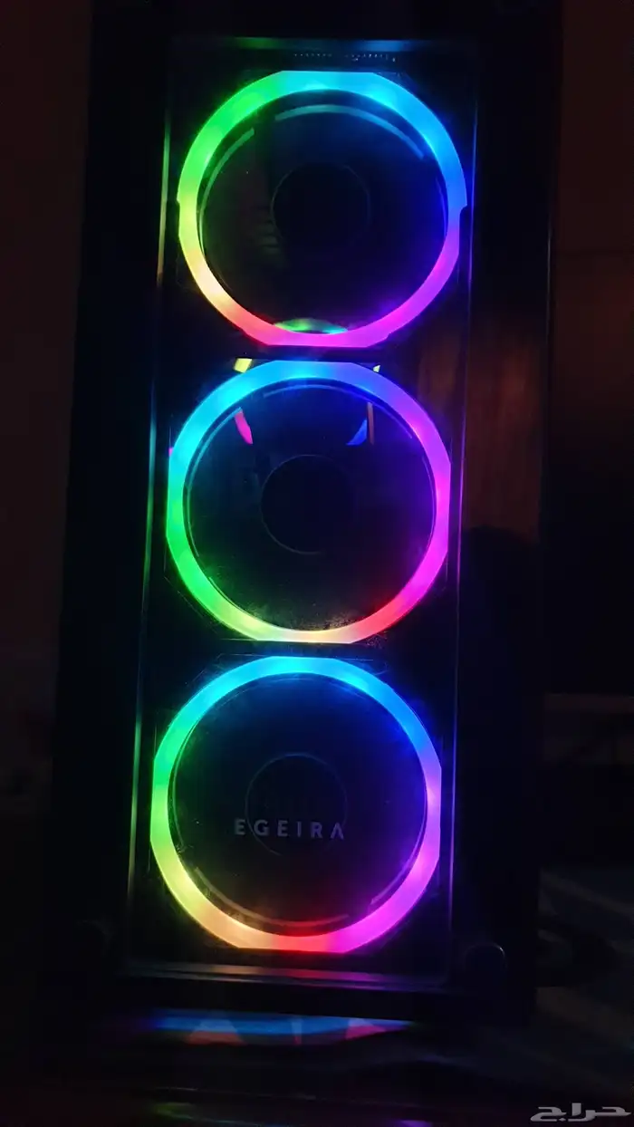 للبيع جهاز كمبيوتر مكتبي مستعمل بحالة ممتازة 2