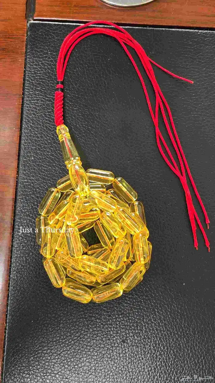 كهرمان شفاف طبيعي 1