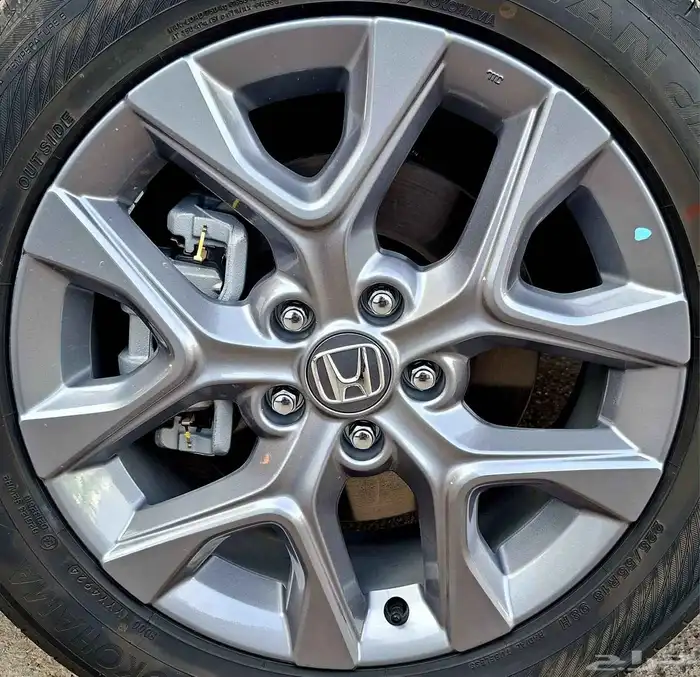 هوندا ZR-V استاندر 2025 السعر 98000 شامل الضريبه 10