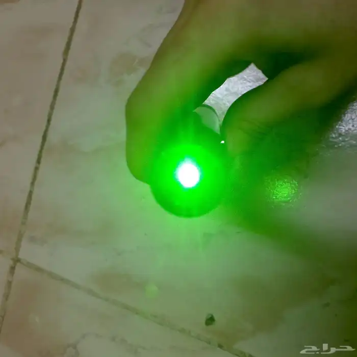 ليزر اخضر شغال مابه اي شي سبب ما احتاجه 3