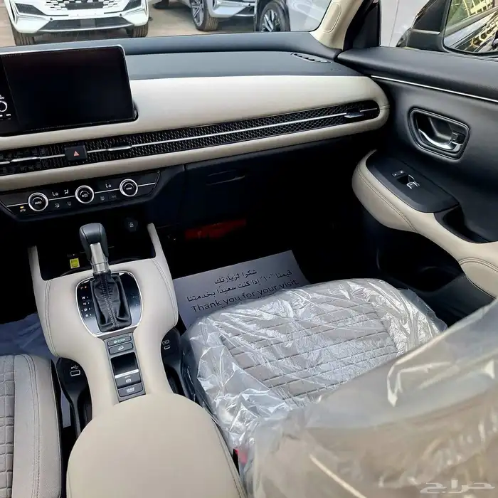 هوندا ZR-V استاندر 2025 السعر 98000 شامل الضريبه 21