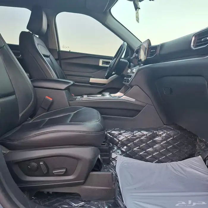 فورد اكسبلور XLT موديل 2021 عداد 45 الف ) 14