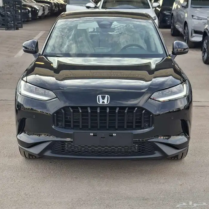 هوندا ZR-V استاندر 2025 السعر 98000 شامل الضريبه 1