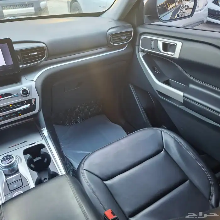 فورد اكسبلور XLT موديل 2021 عداد 45 الف ) 19