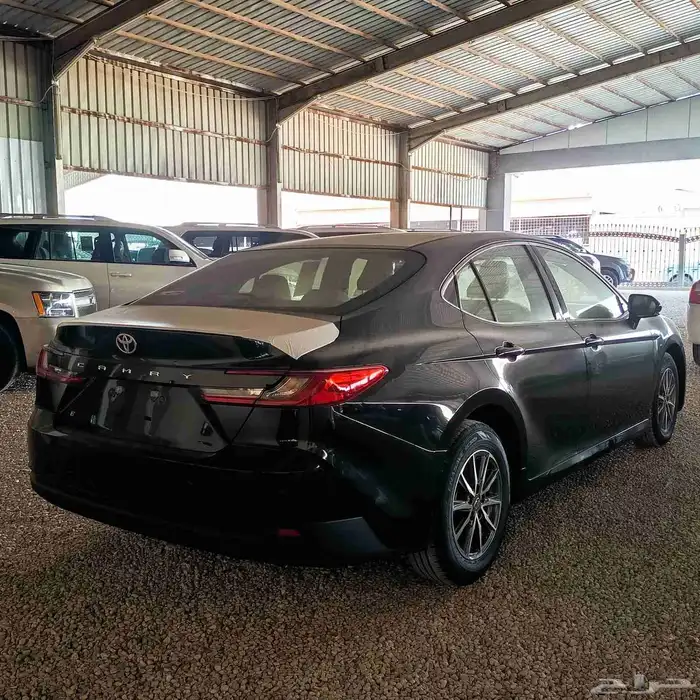 تويوتا كامرى E موديل 2025 سعودى اصفار 15