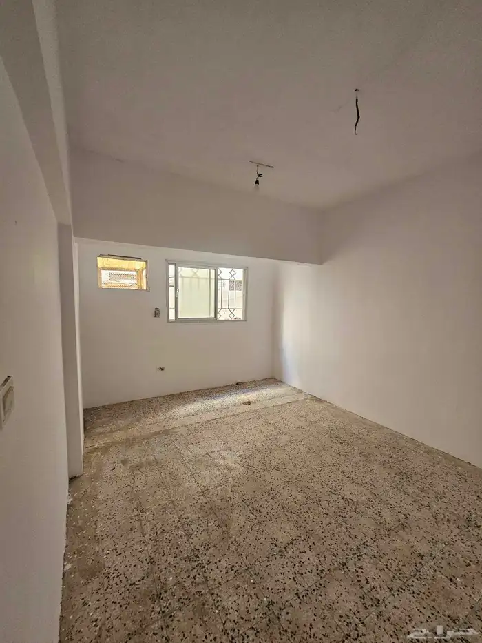 عمارة للايجار بالكامل سكن للموظفين او العمال 0