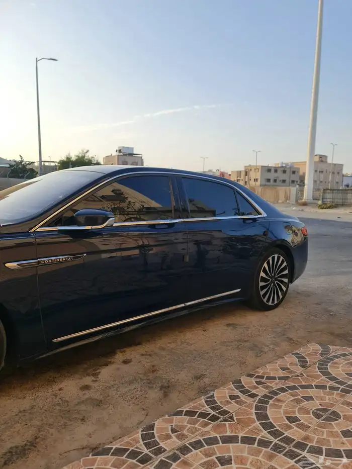 لينكون كونتيننتال الرئاسية الأحساء 12