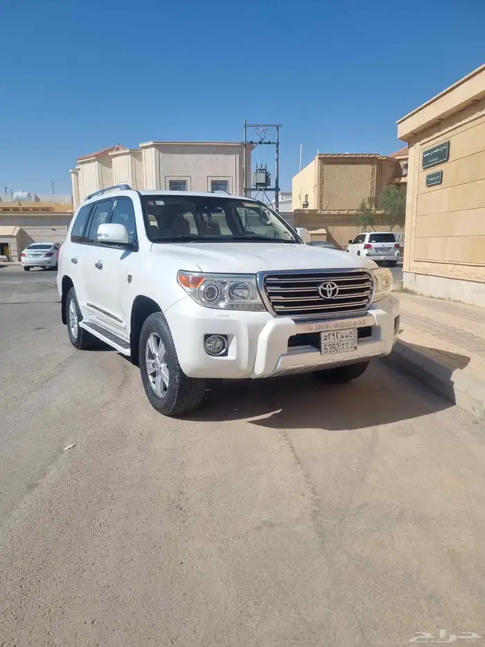 لاندكروزر 2015 0