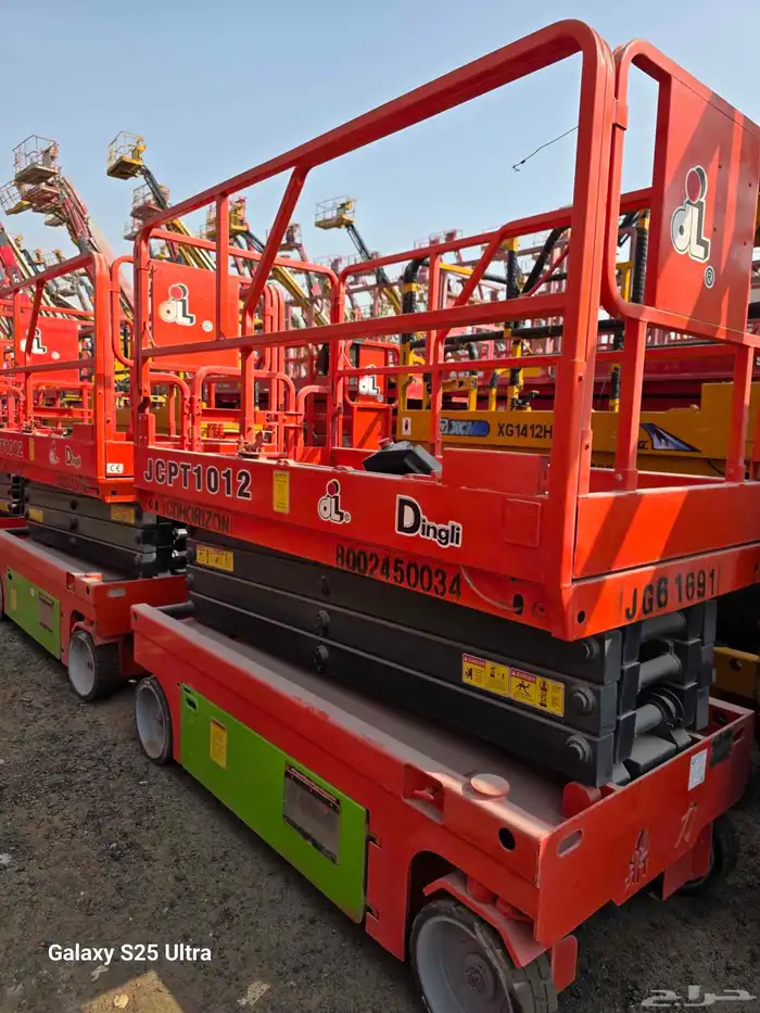 سيزرلفت 8متر للايجار في المدينه المنورة رافعه مقصيه 8متر 3