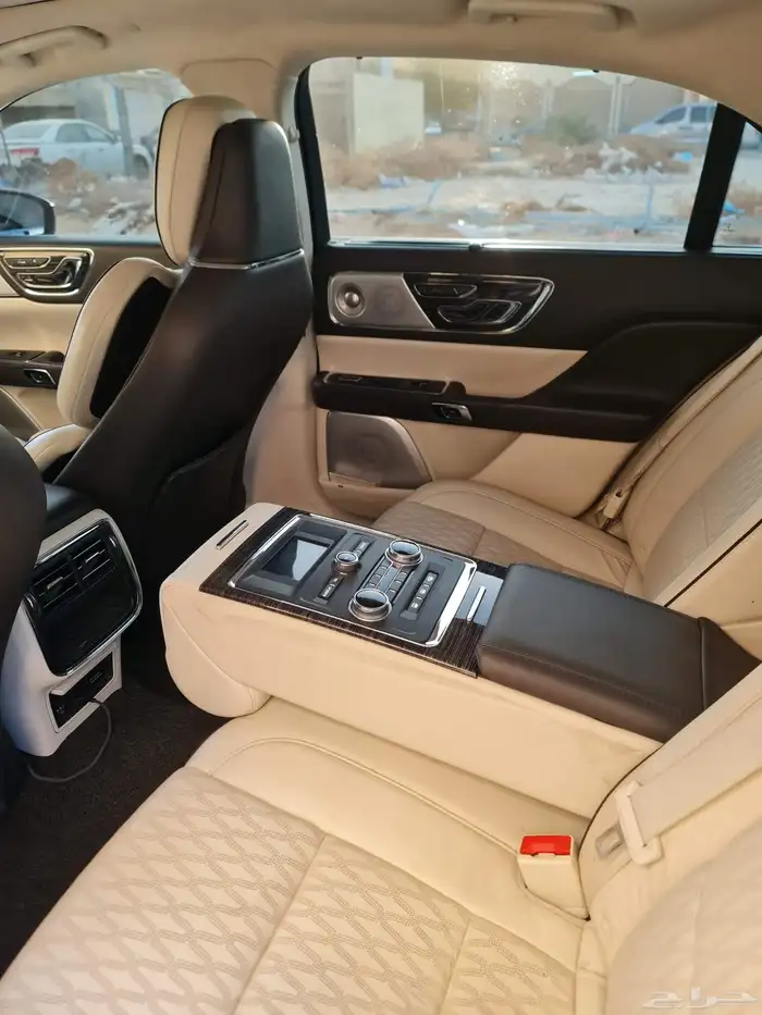 لينكون كونتيننتال الرئاسية الأحساء 21