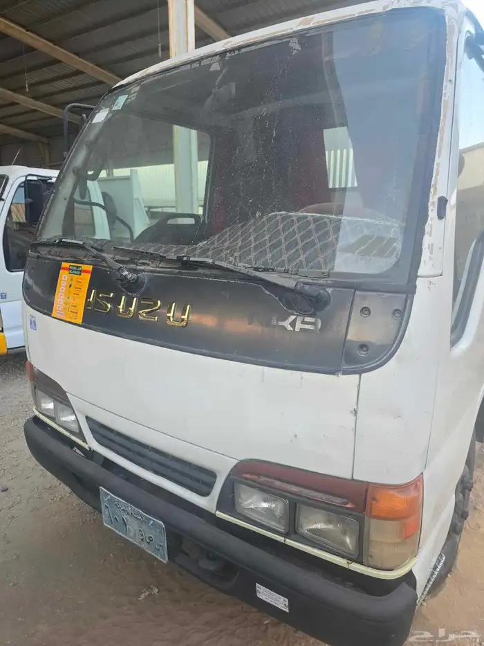 دينا قلاب ايسوزو مديل 2005 5