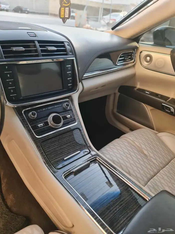 لينكون كونتيننتال الرئاسية الأحساء 20