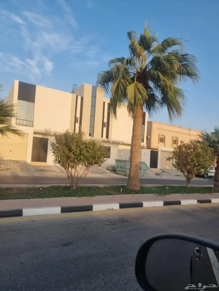 للييع شقة تمليك علوية حي بدر 1