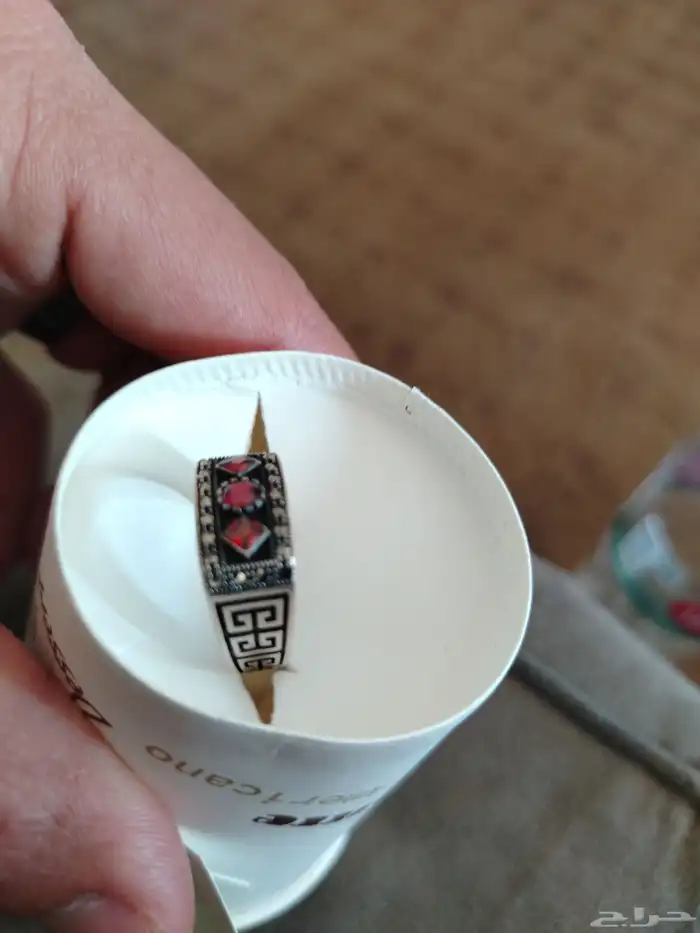 للبيع خاتم فضي ايطالي 925مقاس 19 1