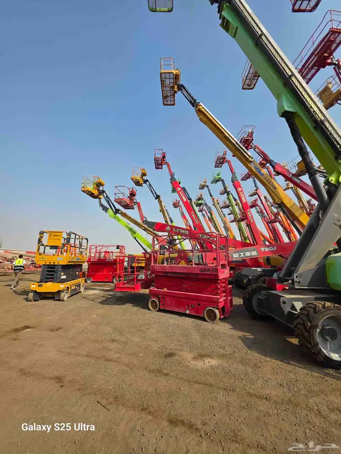 سيزرلفت 8متر للايجار في المدينه المنورة رافعه مقصيه 8متر 7