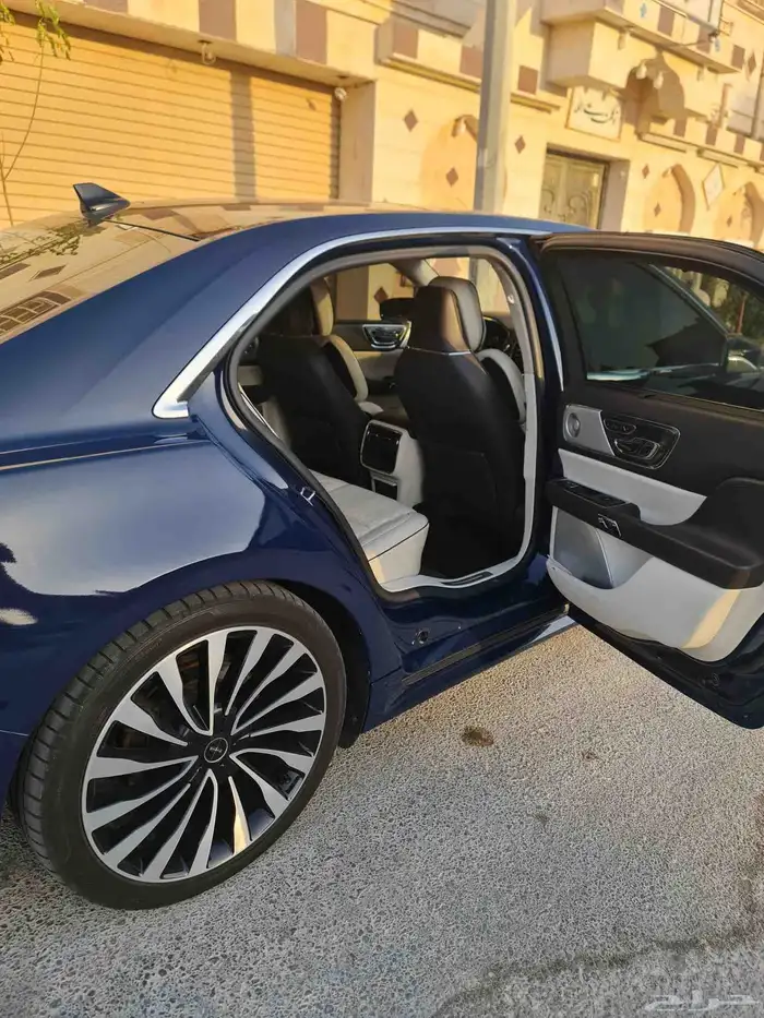 لينكون كونتيننتال الرئاسية الأحساء 15