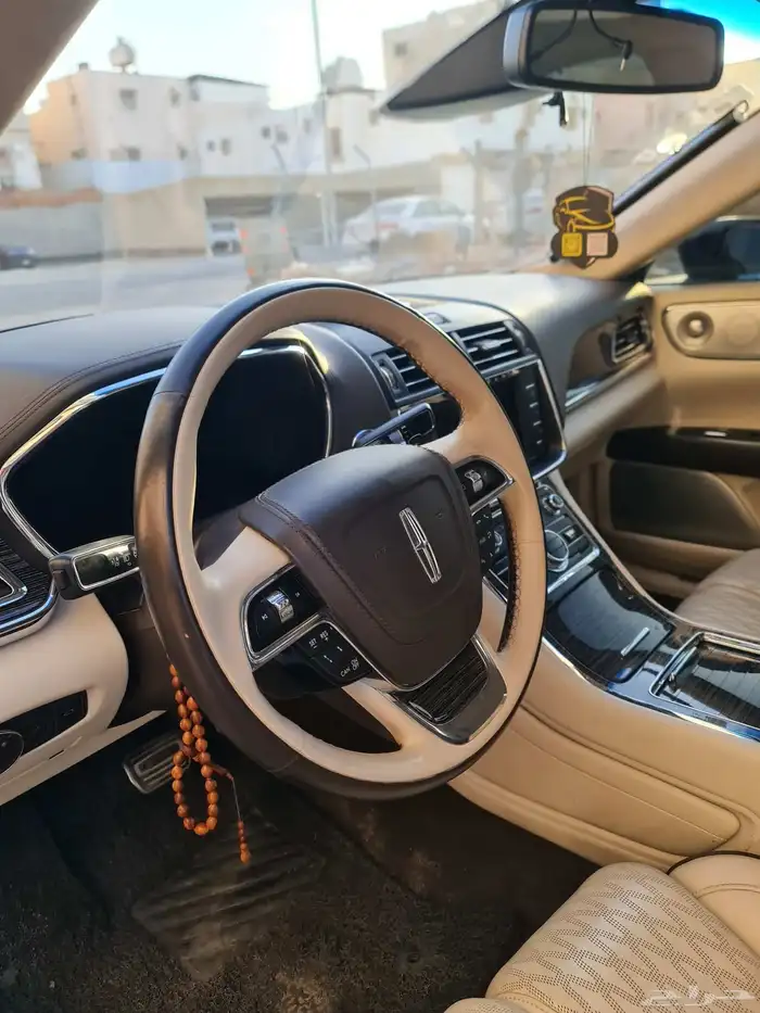 لينكون كونتيننتال الرئاسية الأحساء 17