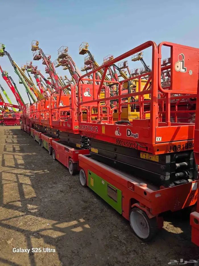 سيزرلفت 8متر للايجار في المدينه المنورة رافعه مقصيه 8متر 2