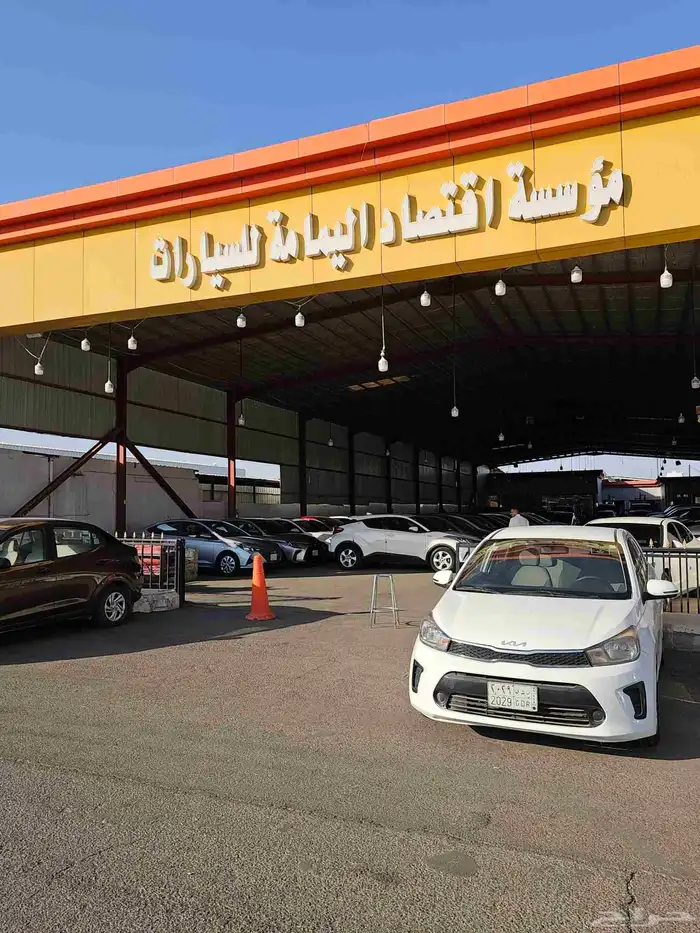 للبيع لكزس LX 2021 سعودي فل السعر 318 12