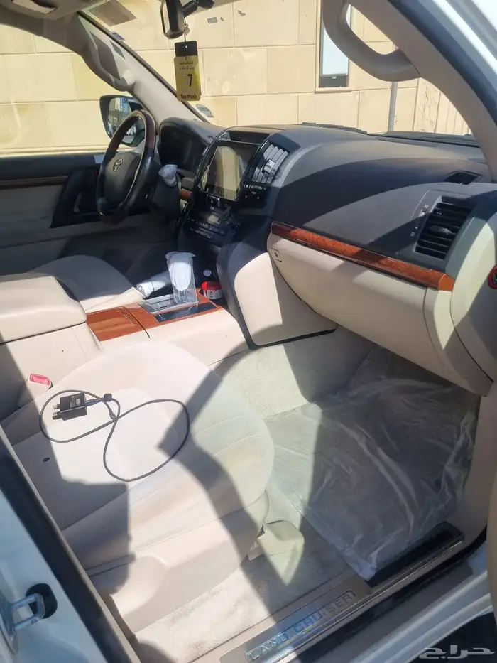 لاندكروزر 2015 9