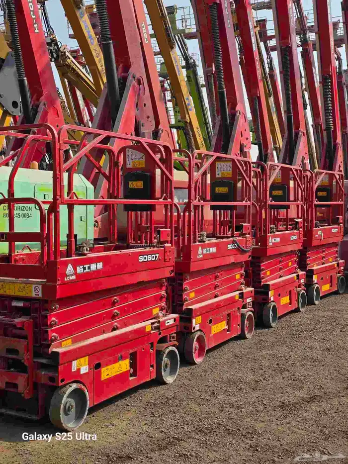 سيزرلفت 8متر للايجار في المدينه المنورة رافعه مقصيه 8متر 6