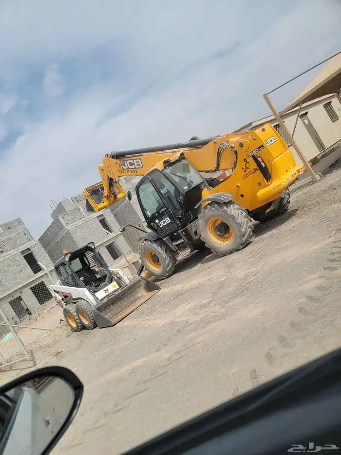 رافعه فوركلفت للايجار يومي والشهري 1