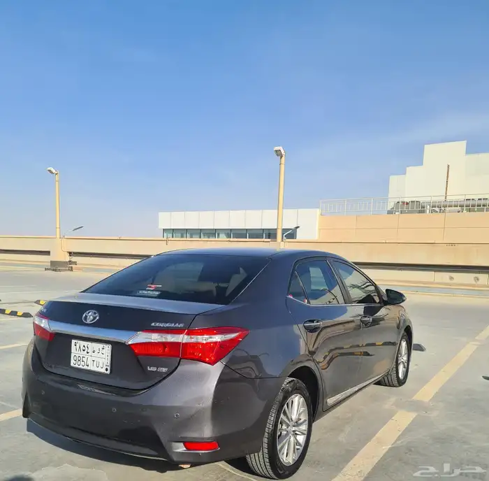 كورولا موديل 2016 مكينه 1600c ممشى 195 بصمه يد ايرباق طالع 1