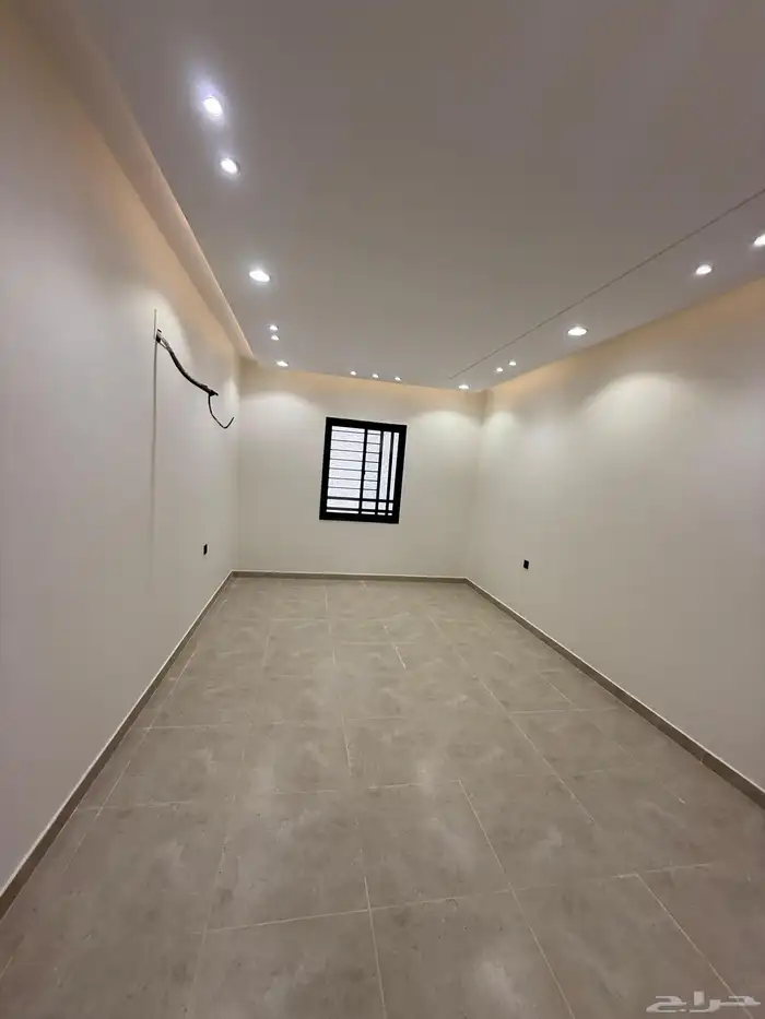 للبيع شقق علويه بمصعد جاهز وسطح خاص 6