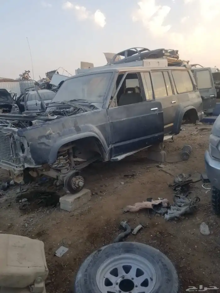 نيسان باترول قطع غيار تشليح 2