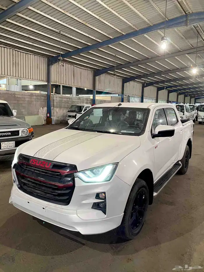 ايسوزو جي تي قير عادي 2024 1