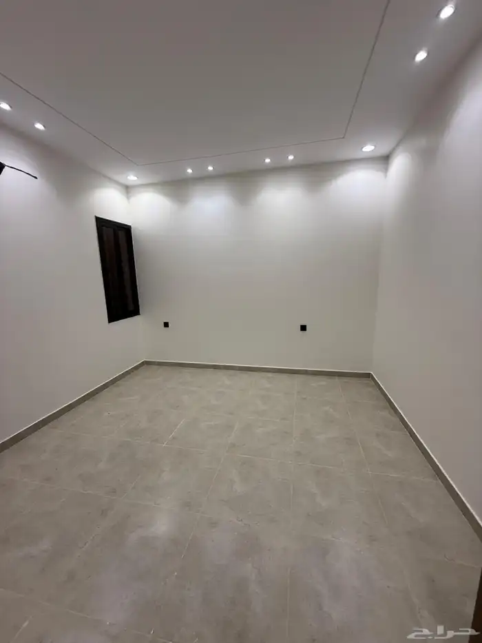 للبيع شقق علويه بمصعد جاهز وسطح خاص 12