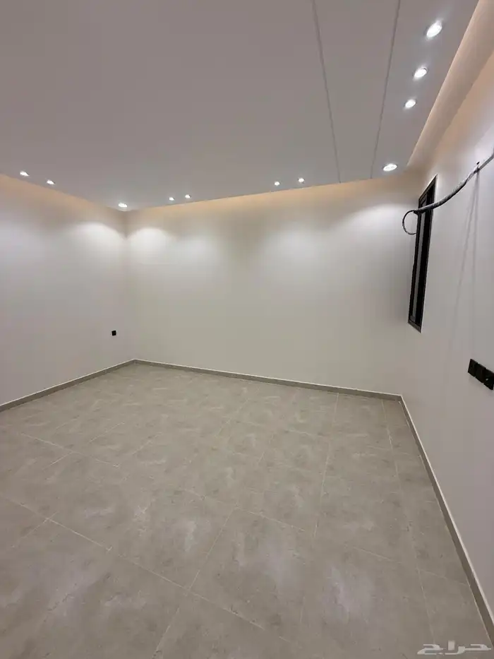 للبيع شقق علويه بمصعد جاهز وسطح خاص 14