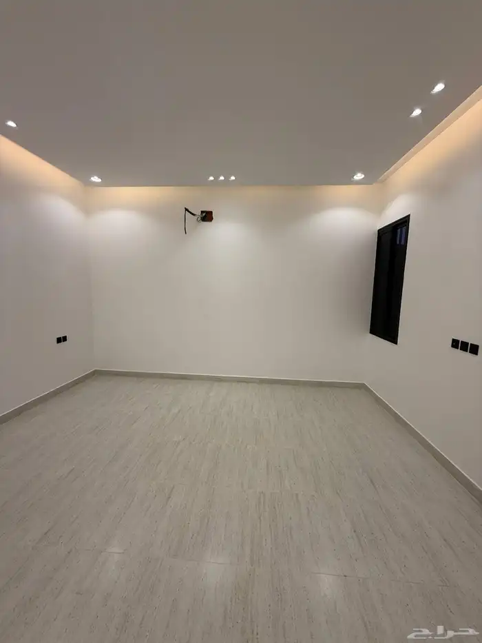 للبيع شقق علويه بمصعد جاهز وسطح خاص 20