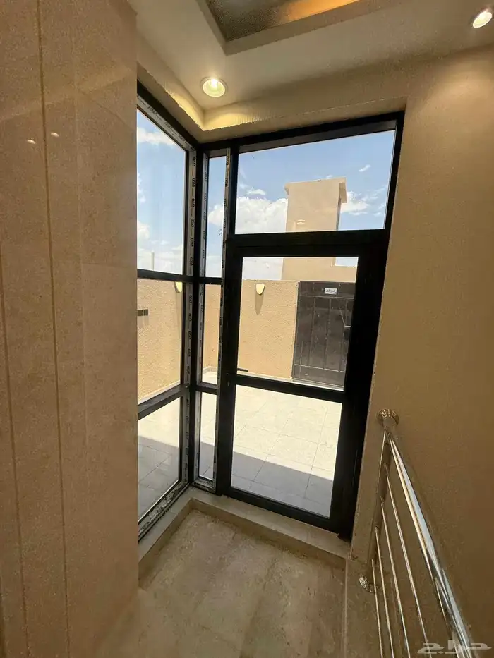 للبيع شقق علويه بمصعد جاهز وسطح خاص 16