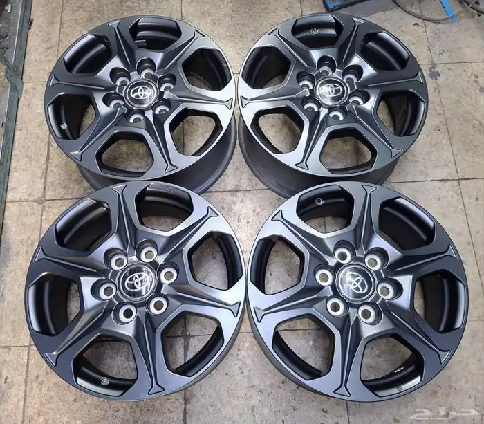 جنوط جيب لاندكروزر GR مقاس 18 اصلي وكاله موديل 2025 1