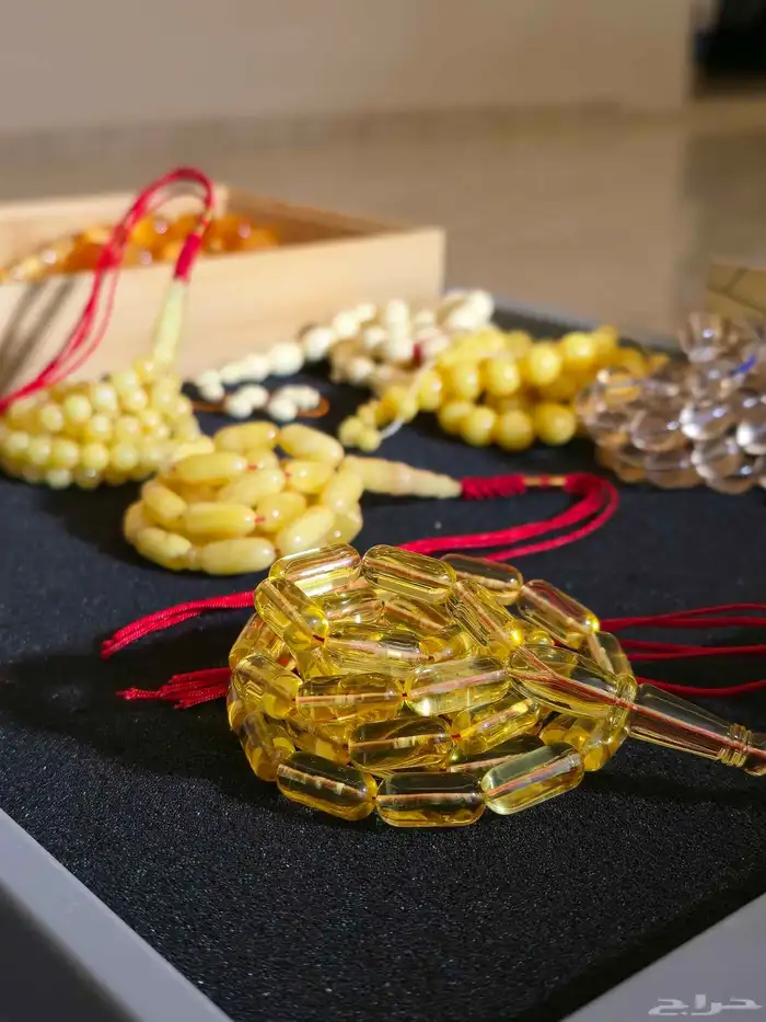 كهرمان شفاف طبيعي 4